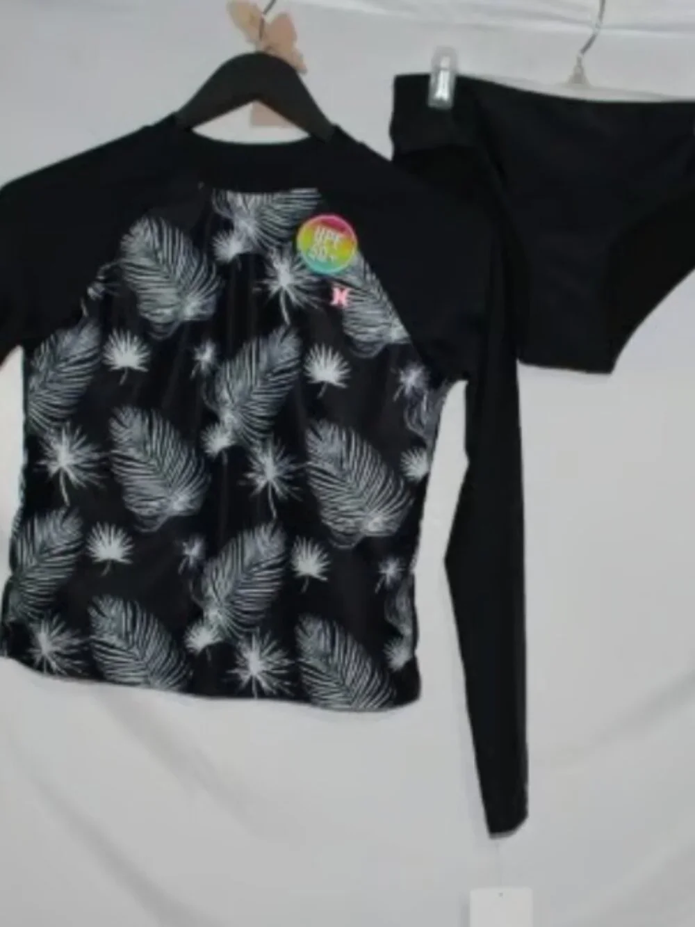 NWT Hurley Girls Black Tropical Long Sleeve Rash Guard with Black Swim Bottoms